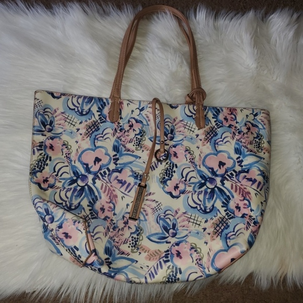 Purse with Attached Pouch